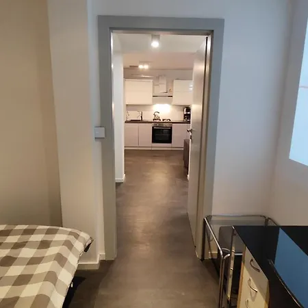 Apartment Metro-house 24h --fakturavat-- *