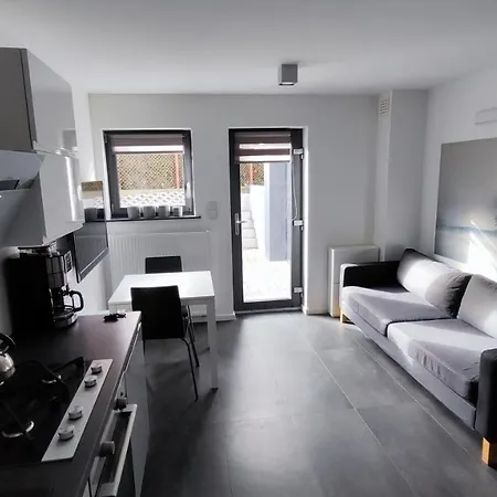 Metro-house 24h --fakturavat-- Apartment